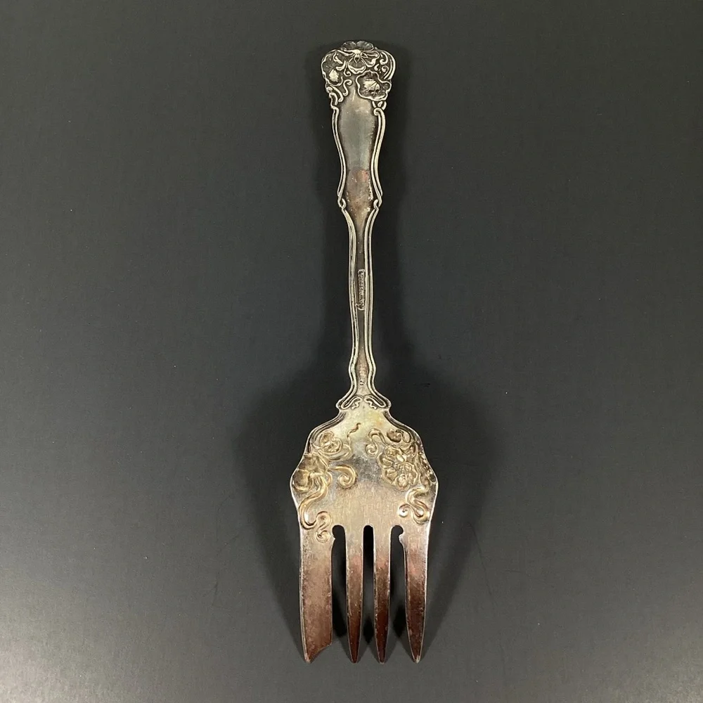 Wm Rogers beautiful antique